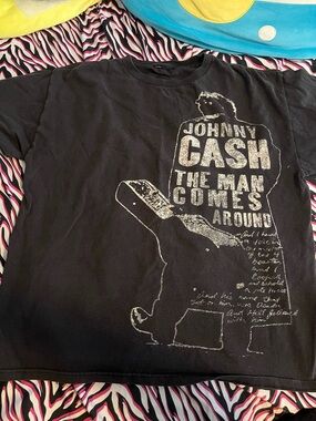 Johnny Cash The Man Comes Around Vintage Black Graphic Short Sleeve Tee